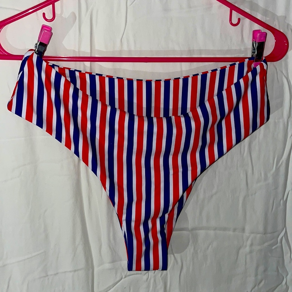 NWOT Two Piece Swimsuit